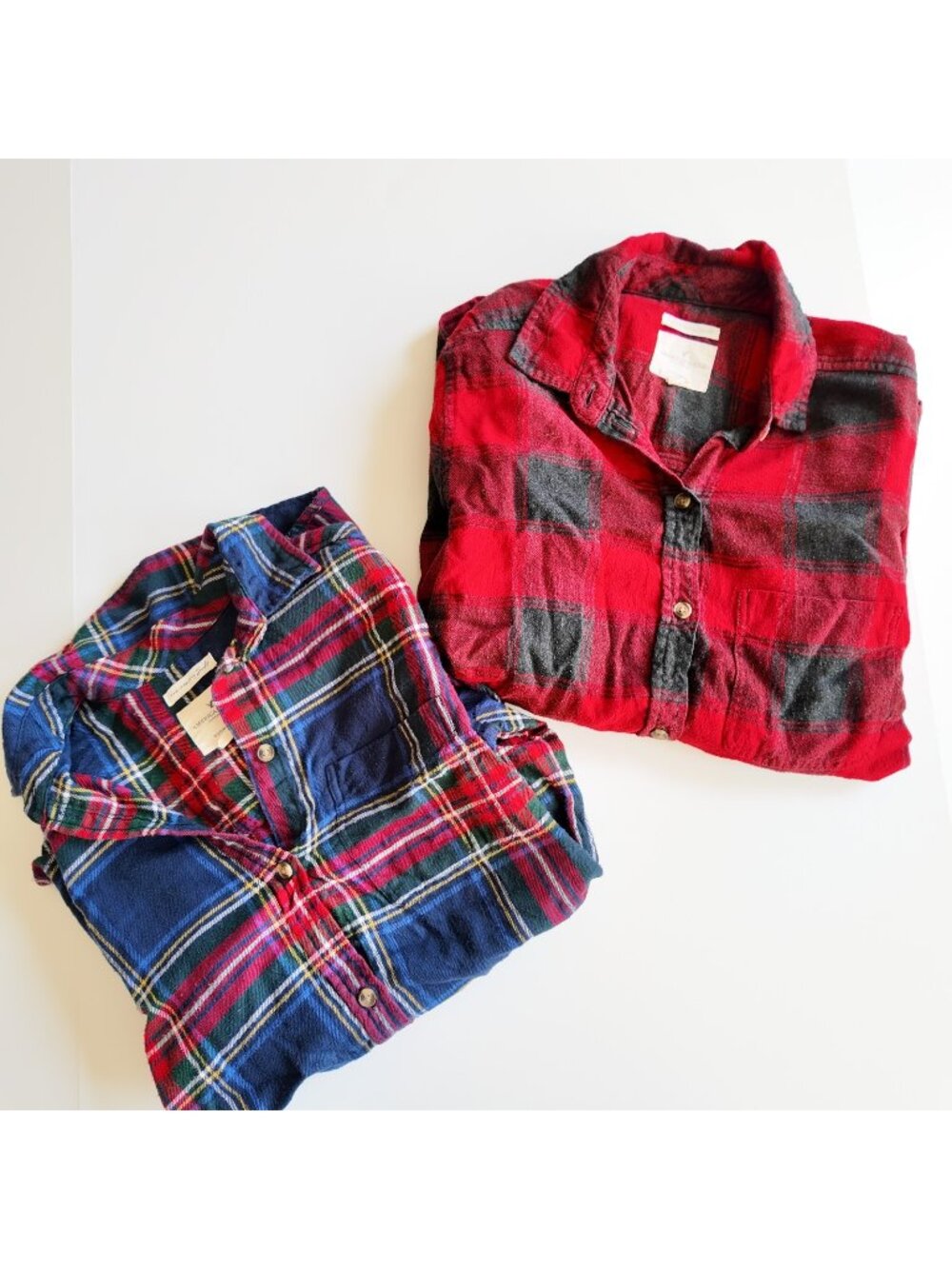 American Eagle Plaid button up shirts bundle size small & XS